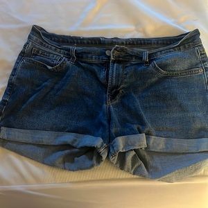 Denim rolled hem shorts